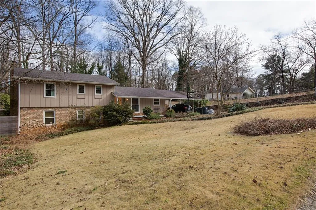 636 Lorell Terrace Ne, Atlanta, Georgia 30328, 4 Bedrooms Bedrooms, ,3 BathroomsBathrooms,Residential,Sold,636 Lorell Terrace Ne,5949207