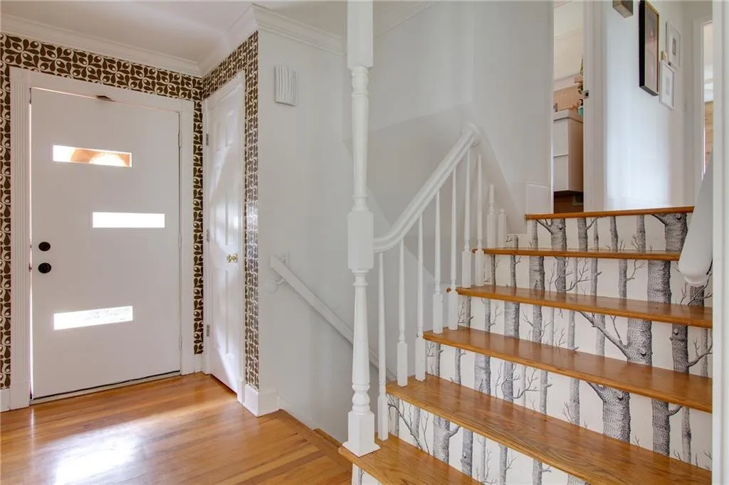 636 Lorell Terrace Ne, Atlanta, Georgia 30328, 4 Bedrooms Bedrooms, ,3 BathroomsBathrooms,Residential,Sold,636 Lorell Terrace Ne,5949207