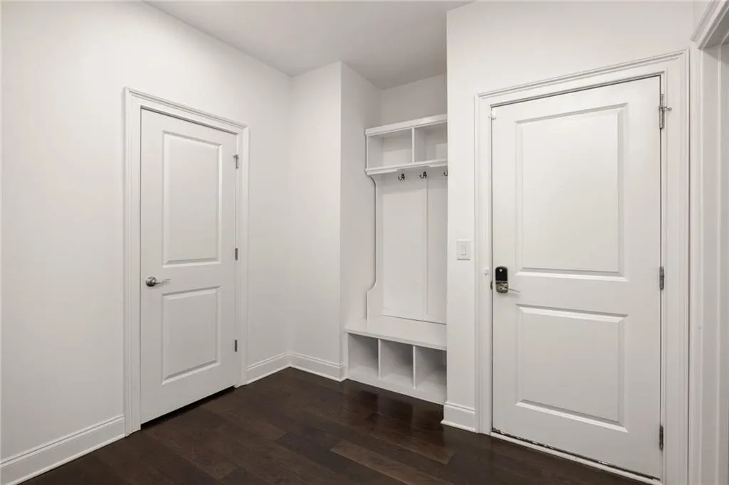 6617 Cadence Boulevard, Atlanta, Georgia 30328, 3 Bedrooms Bedrooms, ,3 BathroomsBathrooms,Residential,For Sale,6617 Cadence Boulevard,7623194