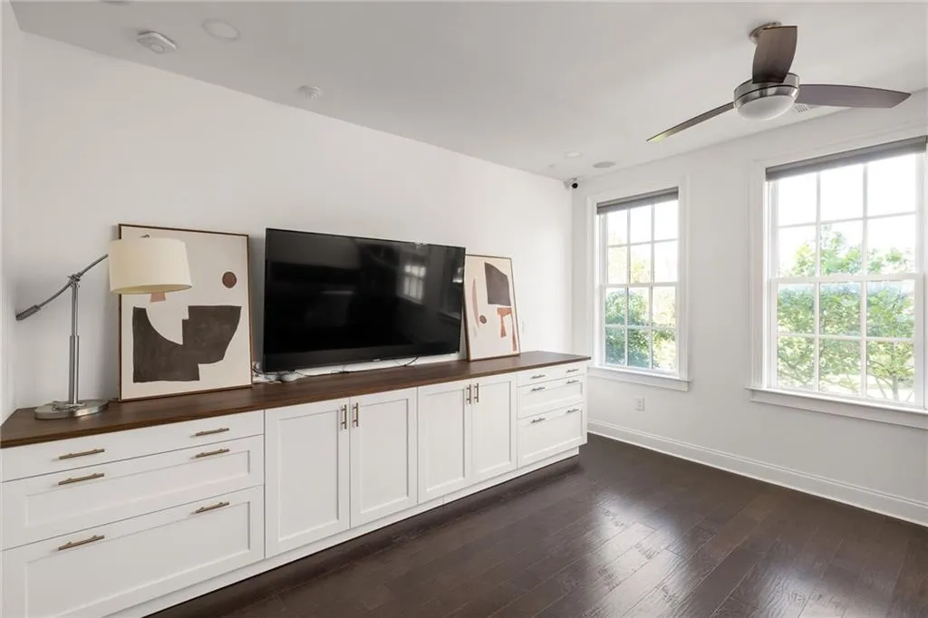 6617 Cadence Boulevard, Atlanta, Georgia 30328, 3 Bedrooms Bedrooms, ,3 BathroomsBathrooms,Residential,For Sale,6617 Cadence Boulevard,7623194