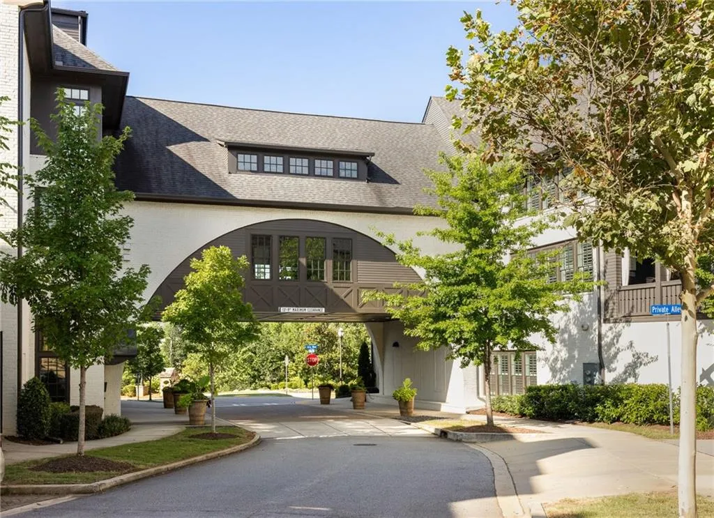 6617 Cadence Boulevard, Atlanta, Georgia 30328, 3 Bedrooms Bedrooms, ,3 BathroomsBathrooms,Residential,For Sale,6617 Cadence Boulevard,7623194