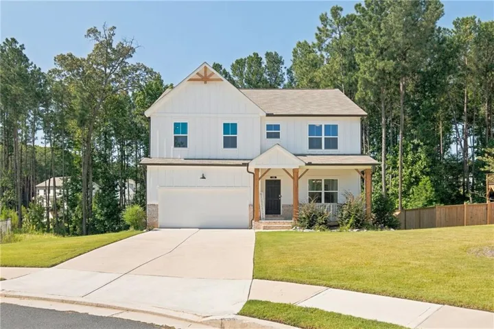 136 Ledgemont Way, Acworth, Georgia 30101