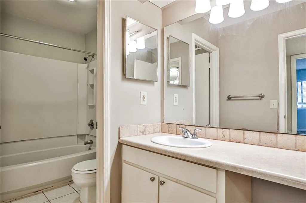 9008 Wingate Way, Sandy Springs, Georgia 30350, 1 Bedroom Bedrooms, ,1 BathroomBathrooms,Residential,Sold,9008 Wingate Way,6867632