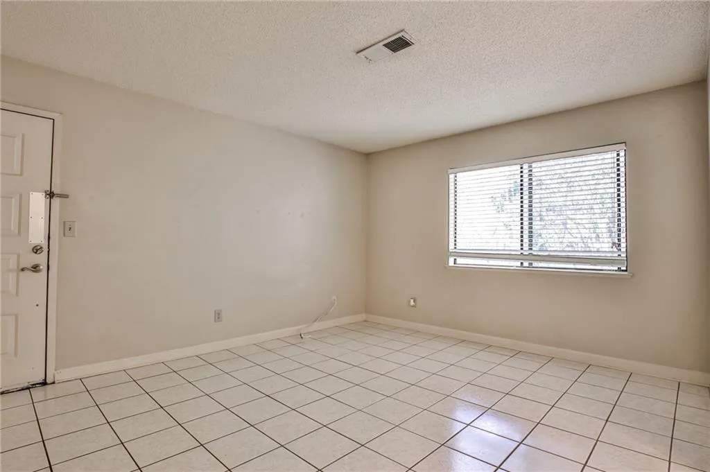 9008 Wingate Way, Sandy Springs, Georgia 30350, 1 Bedroom Bedrooms, ,1 BathroomBathrooms,Residential,Sold,9008 Wingate Way,6867632