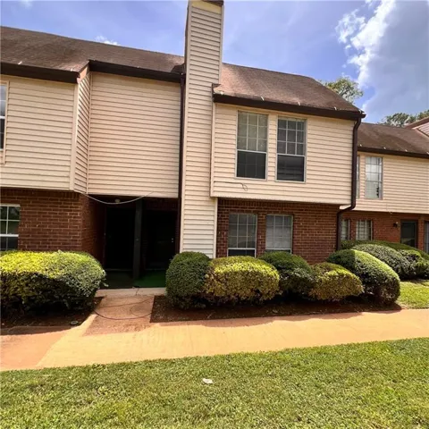 3254 Strawberry Lane, Decatur, Georgia 30034