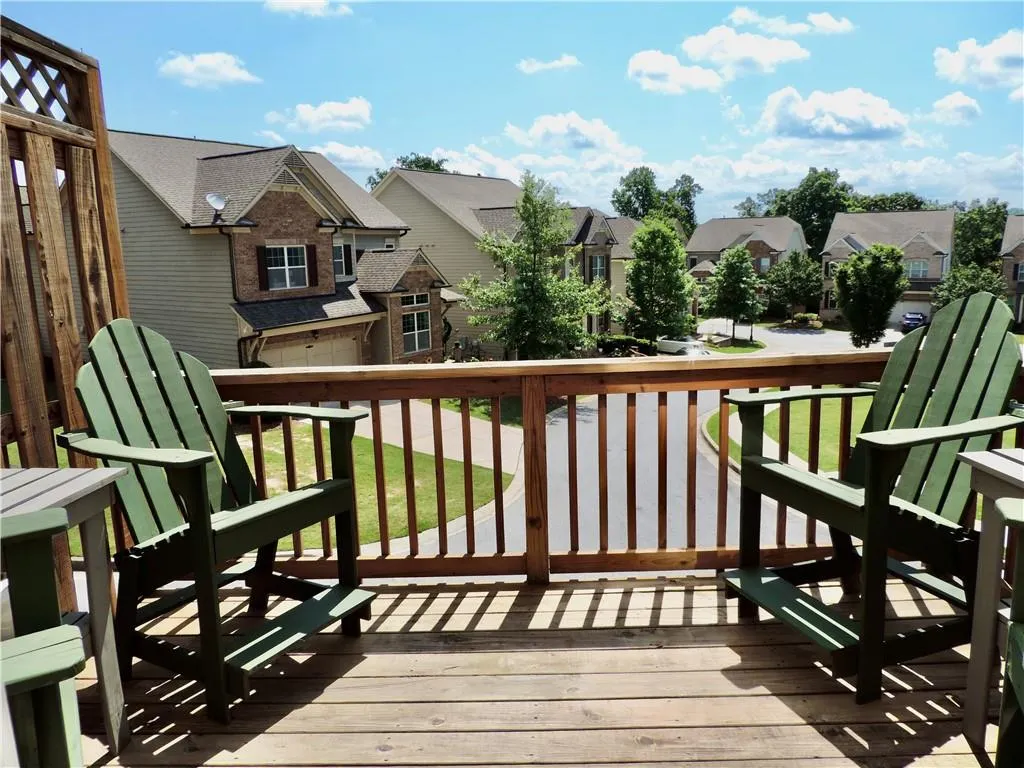 7600 Stoneridge Drive, Atlanta, Georgia 30328, 3 Bedrooms Bedrooms, ,3 BathroomsBathrooms,Residential,Sold,7600 Stoneridge Drive,6733580