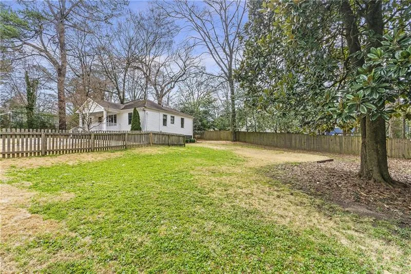 1631 Dresden Drive Ne, Brookhaven, Georgia 30319, 2 Bedrooms Bedrooms, ,1 BathroomBathrooms,Residential,For Sale,1631 Dresden Drive Ne,7605953