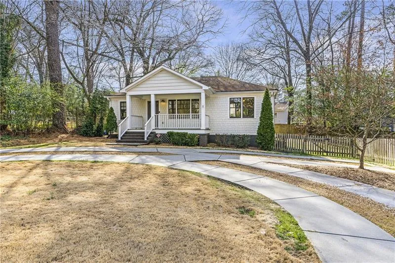 1631 Dresden Drive Ne, Brookhaven, Georgia 30319, 2 Bedrooms Bedrooms, ,1 BathroomBathrooms,Residential,For Sale,1631 Dresden Drive Ne,7605953