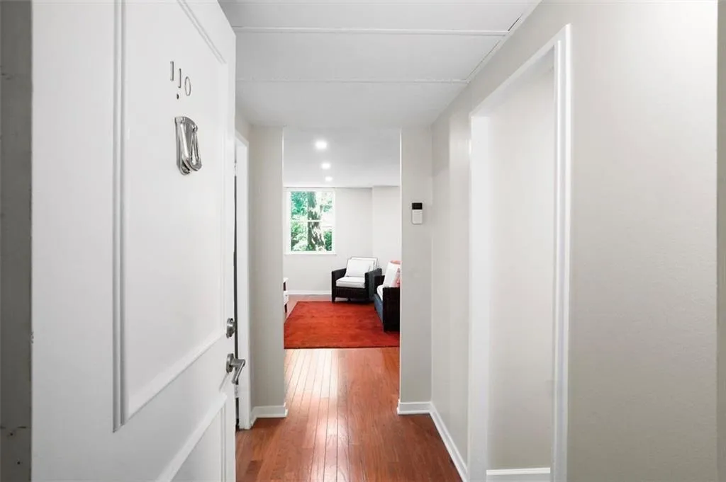2965 Pharr Court South Nw Unit 1-110, Atlanta, Georgia 30305, 1 Bedroom Bedrooms, ,1 BathroomBathrooms,Residential,For Sale,2965 Pharr Court South Nw Unit 1-110,7608269
