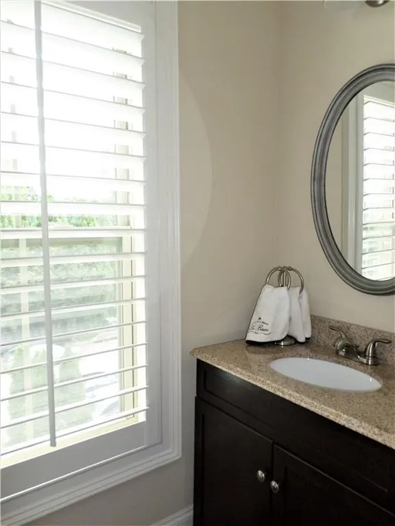 6453 Chariot Street, Atlanta, Georgia 30328, 2 Bedrooms Bedrooms, ,2 BathroomsBathrooms,Residential,Sold,6453 Chariot Street,6028345