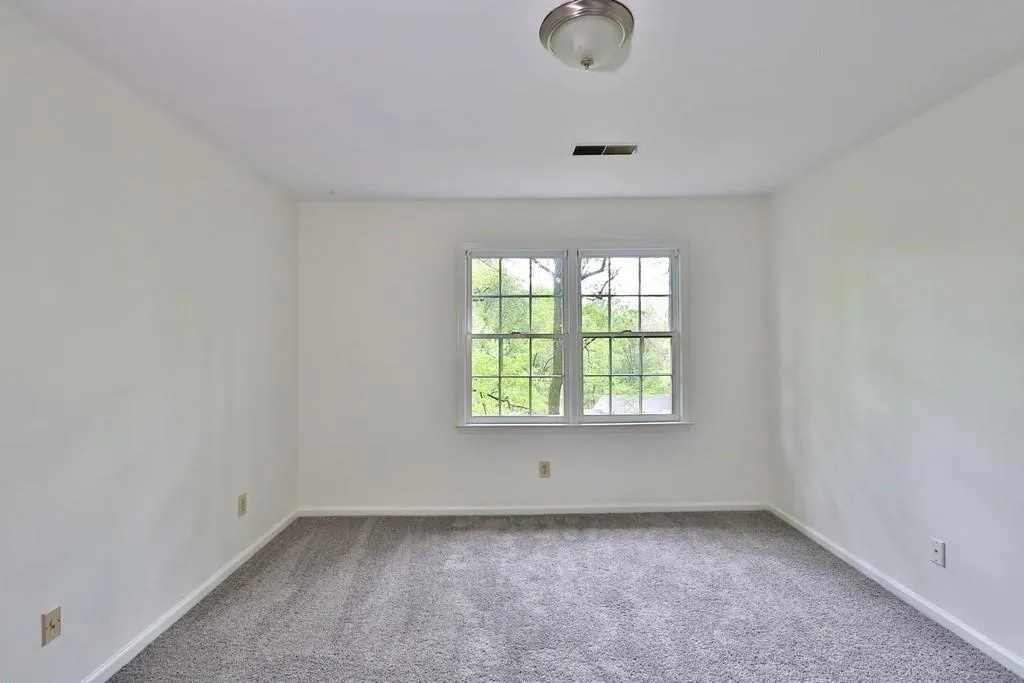 935 Lost Forest Drive, Sandy Springs, Georgia 30328, 4 Bedrooms Bedrooms, ,3 BathroomsBathrooms,Residential,Sold,935 Lost Forest Drive,6540229