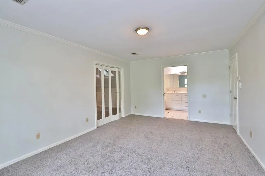 935 Lost Forest Drive, Sandy Springs, Georgia 30328, 4 Bedrooms Bedrooms, ,3 BathroomsBathrooms,Residential,Sold,935 Lost Forest Drive,6540229