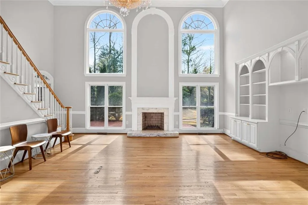 235 Summerhouse Lane, Sandy Springs, Georgia 30350, 6 Bedrooms Bedrooms, ,6 BathroomsBathrooms,Residential,For Sale,235 Summerhouse Lane,7737702