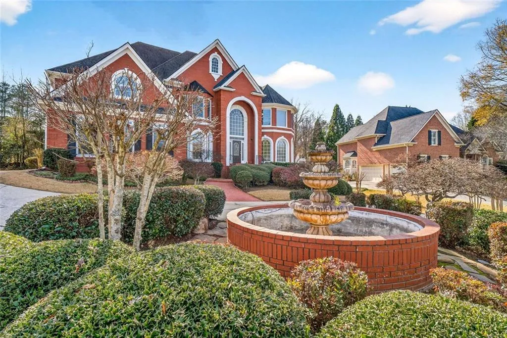 235 Summerhouse Lane, Sandy Springs, Georgia 30350, 6 Bedrooms Bedrooms, ,6 BathroomsBathrooms,Residential,For Sale,235 Summerhouse Lane,7737702