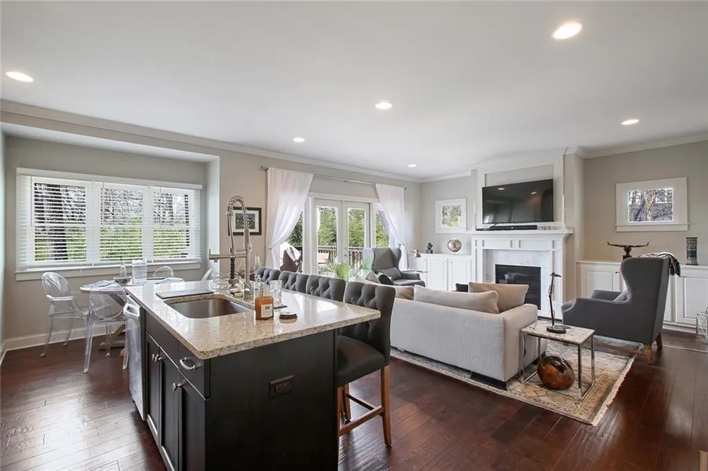 1734 Ellen Street Nw, Atlanta, Georgia 30318, 3 Bedrooms Bedrooms, ,2 BathroomsBathrooms,Residential,Sold,1734 Ellen Street Nw,5794673