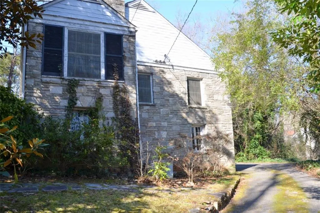 4599 Powers Ferry Road, Sandy Springs, Georgia 30327, 2 Bedrooms Bedrooms, ,2 BathroomsBathrooms,Residential,Sold,4599 Powers Ferry Road,5653576