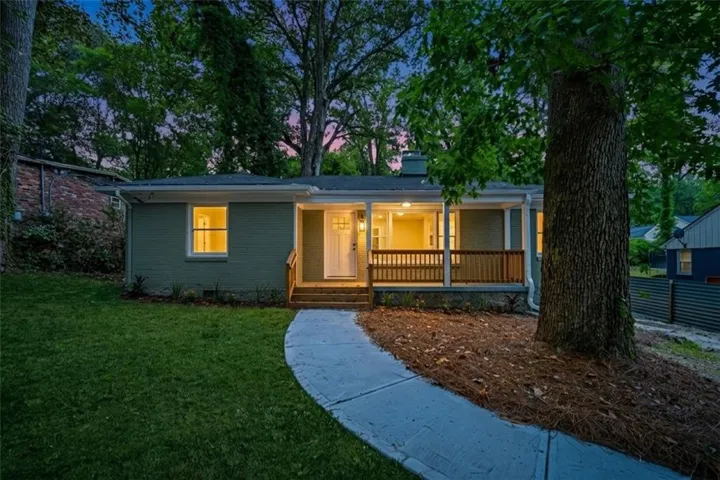 2580 Cascade, by Rob Hall Realty Group!