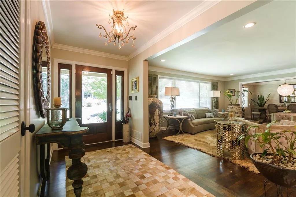 4615 Mystic Drive, Atlanta, Georgia 30342, 4 Bedrooms Bedrooms, ,3 BathroomsBathrooms,Residential,Sold,4615 Mystic Drive,5917605