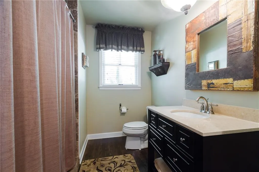 4615 Mystic Drive, Atlanta, Georgia 30342, 4 Bedrooms Bedrooms, ,3 BathroomsBathrooms,Residential,Sold,4615 Mystic Drive,5917605