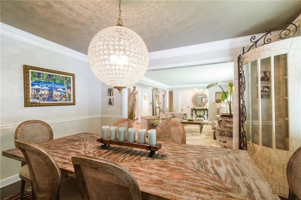 4615 Mystic Drive, Atlanta, Georgia 30342, 4 Bedrooms Bedrooms, ,3 BathroomsBathrooms,Residential,Sold,4615 Mystic Drive,5917605