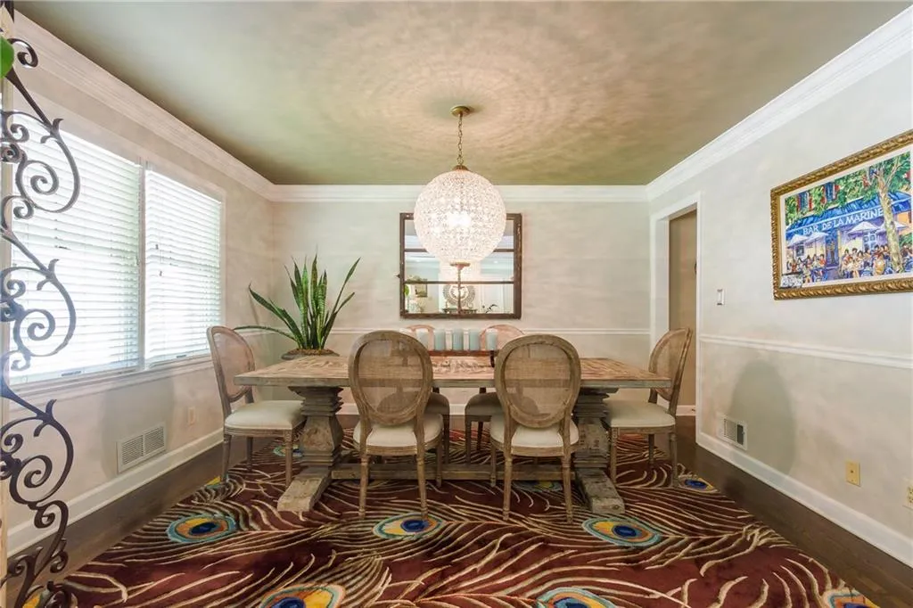 4615 Mystic Drive, Atlanta, Georgia 30342, 4 Bedrooms Bedrooms, ,3 BathroomsBathrooms,Residential,Sold,4615 Mystic Drive,5917605