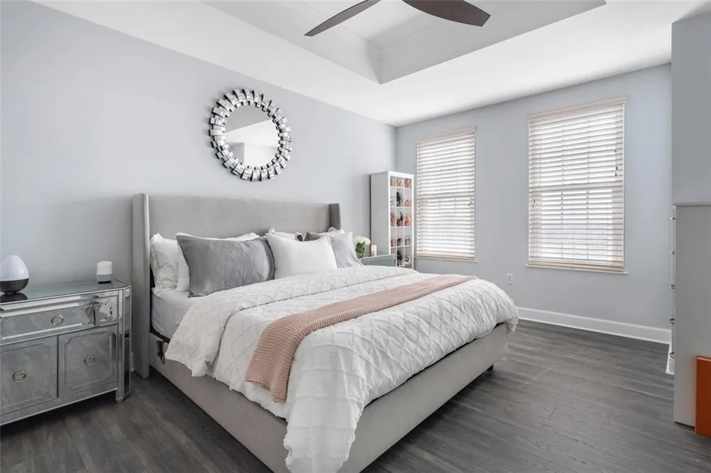 325 E Paces Ferry Road Ne Unit 1803, Atlanta, Georgia 30305, 1 Bedroom Bedrooms, ,1 BathroomBathrooms,Residential,For Sale,325 E Paces Ferry Road Ne Unit 1803,7562898