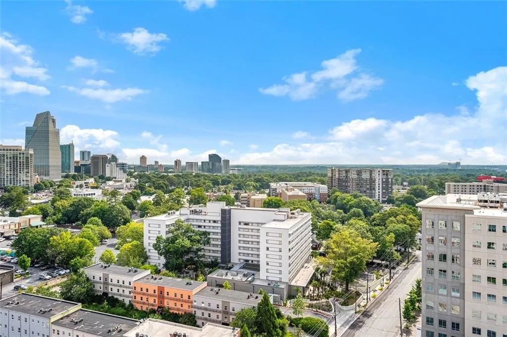 325 E Paces Ferry Road Ne Unit 1803, Atlanta, Georgia 30305, 1 Bedroom Bedrooms, ,1 BathroomBathrooms,Residential,For Sale,325 E Paces Ferry Road Ne Unit 1803,7562898