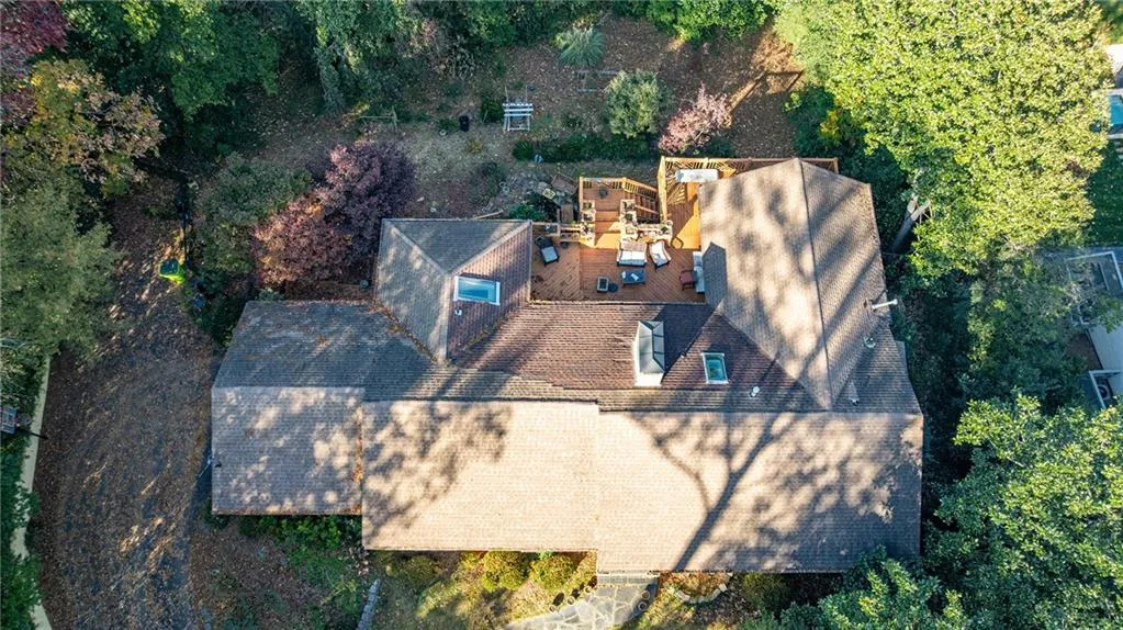 4961 Long Island Drive Nw, Sandy Springs, Georgia 30327, 3 Bedrooms Bedrooms, ,3 BathroomsBathrooms,Residential,Sold,4961 Long Island Drive Nw,7680413