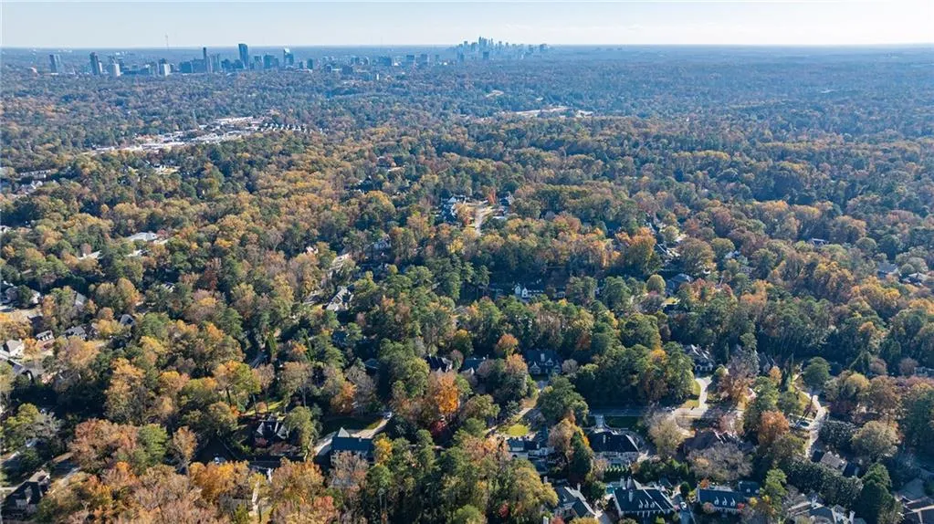 4961 Long Island Drive Nw, Sandy Springs, Georgia 30327, 3 Bedrooms Bedrooms, ,3 BathroomsBathrooms,Residential,Sold,4961 Long Island Drive Nw,7680413