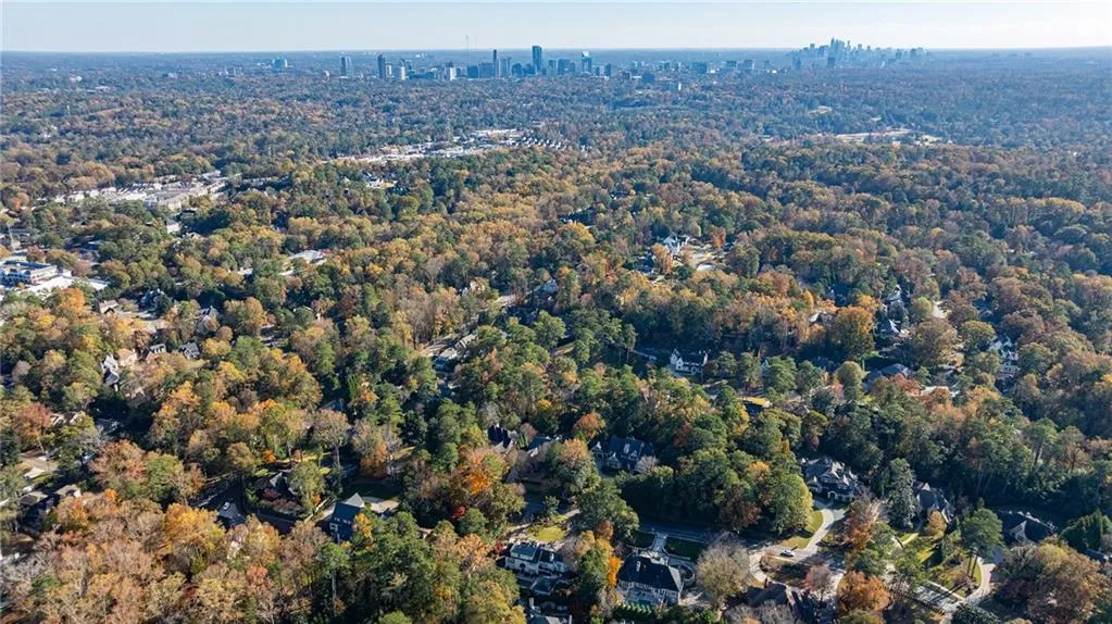 4961 Long Island Drive Nw, Sandy Springs, Georgia 30327, 3 Bedrooms Bedrooms, ,3 BathroomsBathrooms,Residential,Sold,4961 Long Island Drive Nw,7680413