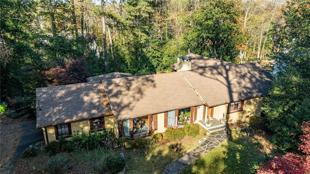 4961 Long Island Drive Nw, Sandy Springs, Georgia 30327, 3 Bedrooms Bedrooms, ,3 BathroomsBathrooms,Residential,Sold,4961 Long Island Drive Nw,7680413