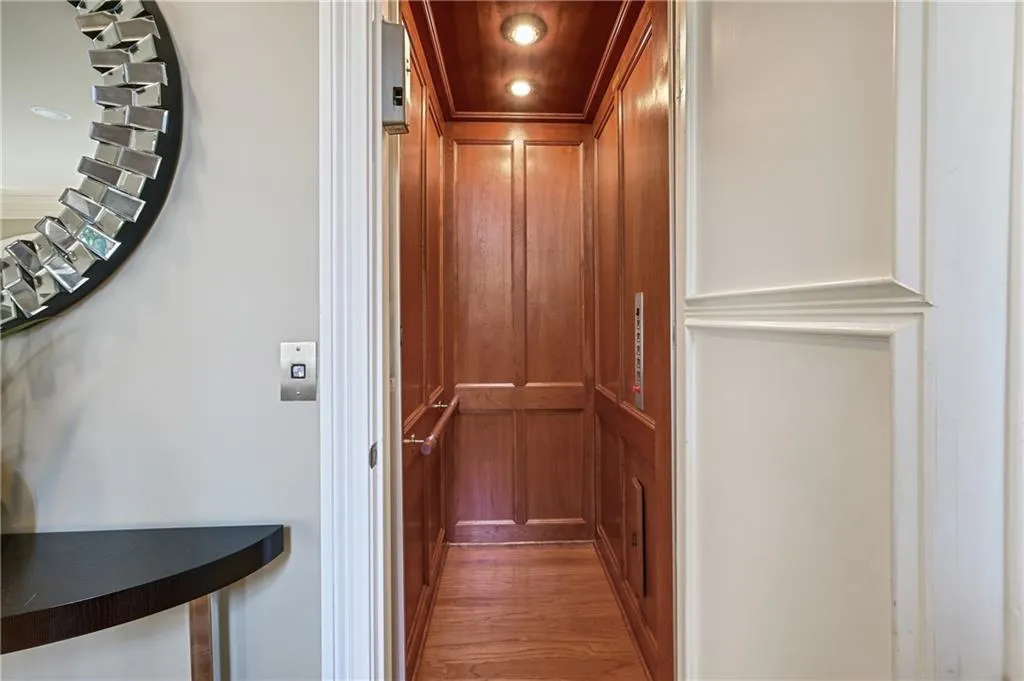 Home Elevator