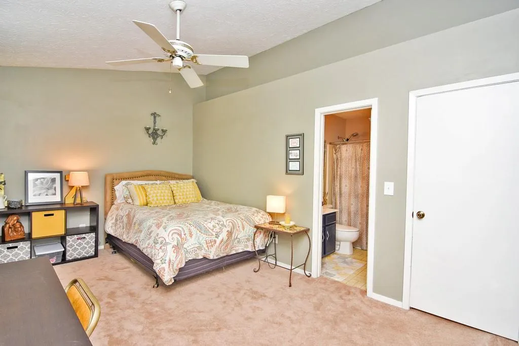1001 Wedgewood Way, Sandy Springs, Georgia 30350, 2 Bedrooms Bedrooms, ,2 BathroomsBathrooms,Residential,Sold,1001 Wedgewood Way,6524896