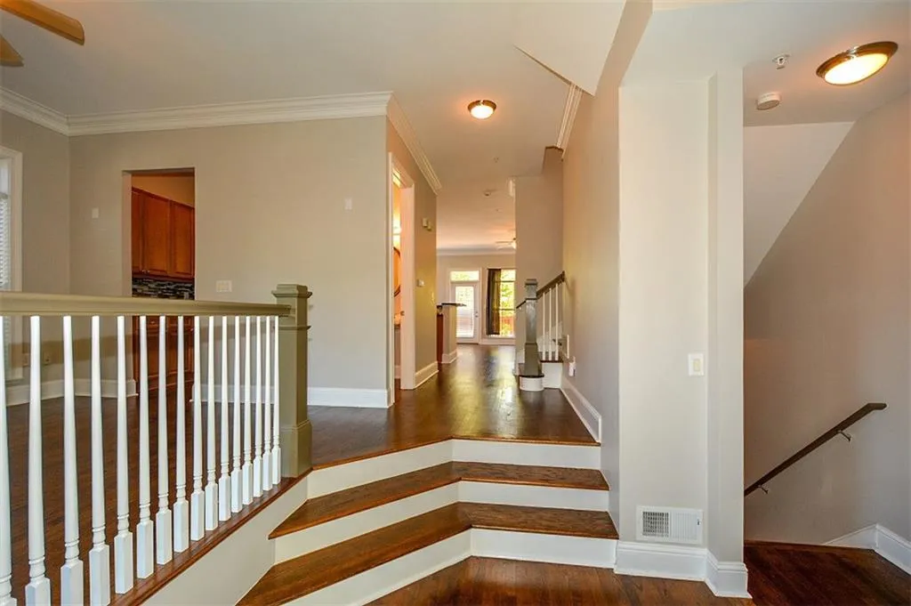 5412 Glenridge Cove Unit 5412, Atlanta, Georgia 30342, 3 Bedrooms Bedrooms, ,3 BathroomsBathrooms,Residential,Sold,5412 Glenridge Cove Unit 5412,5927193
