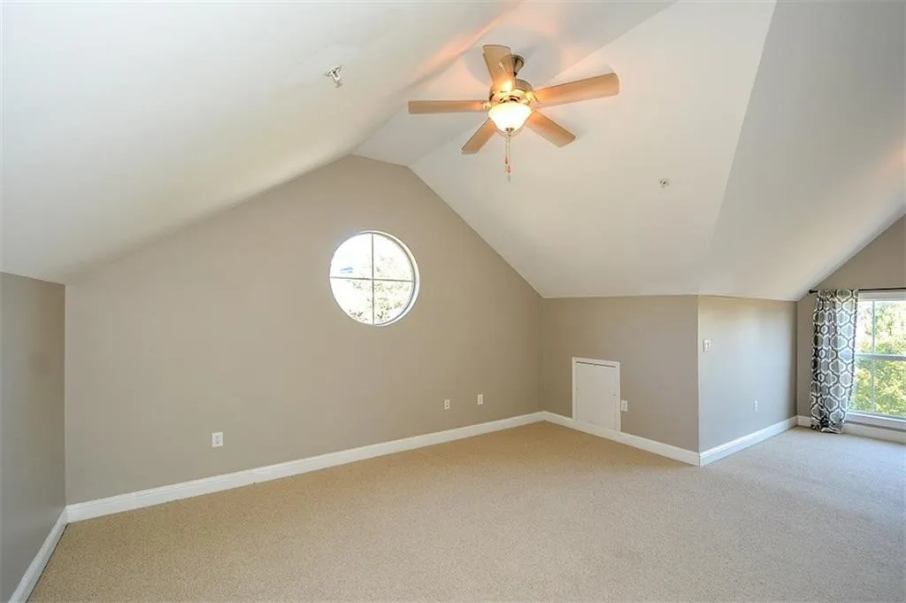 5412 Glenridge Cove Unit 5412, Atlanta, Georgia 30342, 3 Bedrooms Bedrooms, ,3 BathroomsBathrooms,Residential,Sold,5412 Glenridge Cove Unit 5412,5927193