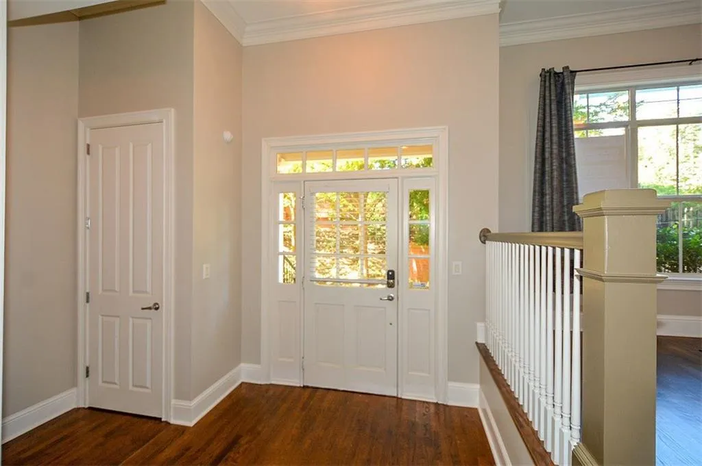 5412 Glenridge Cove Unit 5412, Atlanta, Georgia 30342, 3 Bedrooms Bedrooms, ,3 BathroomsBathrooms,Residential,Sold,5412 Glenridge Cove Unit 5412,5927193