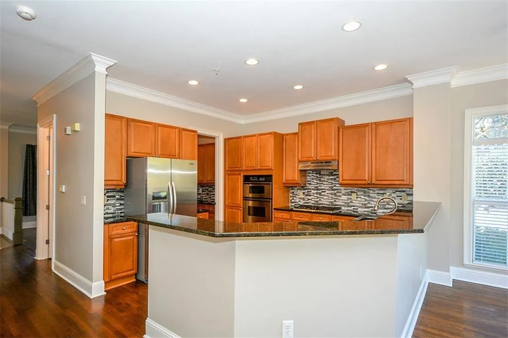 5412 Glenridge Cove Unit 5412, Atlanta, Georgia 30342, 3 Bedrooms Bedrooms, ,3 BathroomsBathrooms,Residential,Sold,5412 Glenridge Cove Unit 5412,5927193