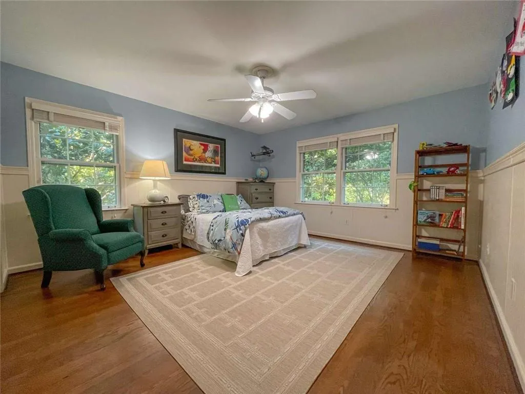 355 Castleridge, Atlanta, Georgia 30342, 4 Bedrooms Bedrooms, ,2 BathroomsBathrooms,Residential,Sold,355 Castleridge,7122994