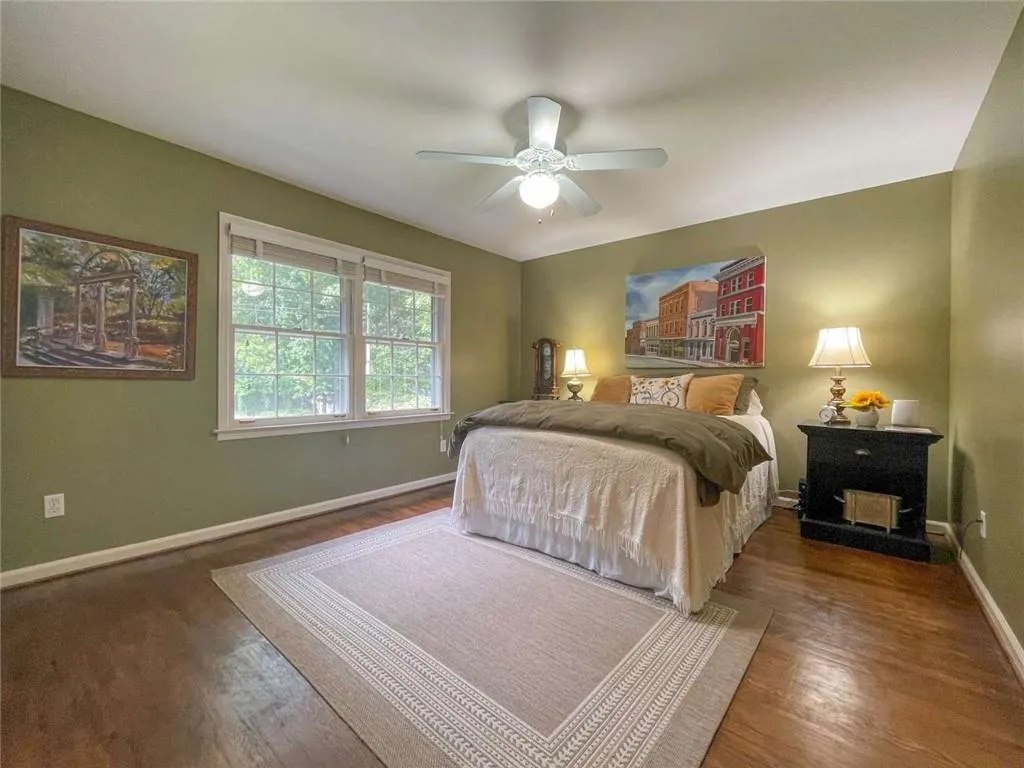 355 Castleridge, Atlanta, Georgia 30342, 4 Bedrooms Bedrooms, ,2 BathroomsBathrooms,Residential,Sold,355 Castleridge,7122994