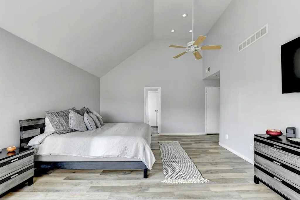 3050 River North Parkway, Sandy Springs, Georgia 30328, 5 Bedrooms Bedrooms, ,3 BathroomsBathrooms,Residential,Sold,3050 River North Parkway,7192347