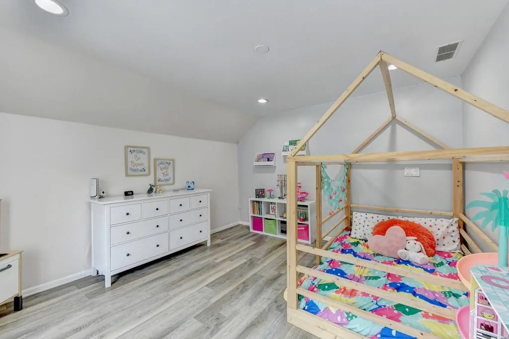 3050 River North Parkway, Sandy Springs, Georgia 30328, 5 Bedrooms Bedrooms, ,3 BathroomsBathrooms,Residential,Sold,3050 River North Parkway,7192347