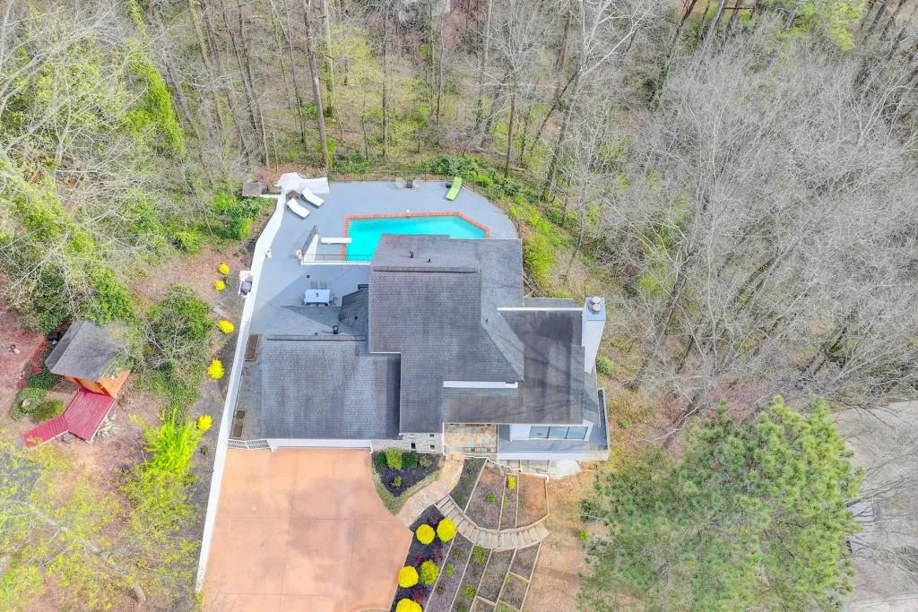 3050 River North Parkway, Sandy Springs, Georgia 30328, 5 Bedrooms Bedrooms, ,3 BathroomsBathrooms,Residential,Sold,3050 River North Parkway,7192347