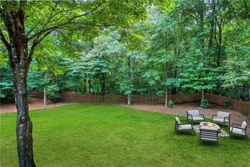 8125 Winged Foot Drive, Sandy Springs, Georgia 30350, 6 Bedrooms Bedrooms, ,5 BathroomsBathrooms,Residential,Sold,8125 Winged Foot Drive,7138825