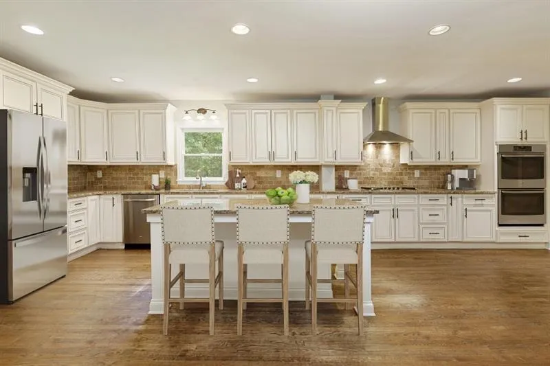 8125 Winged Foot Drive, Sandy Springs, Georgia 30350, 6 Bedrooms Bedrooms, ,5 BathroomsBathrooms,Residential,Sold,8125 Winged Foot Drive,7138825