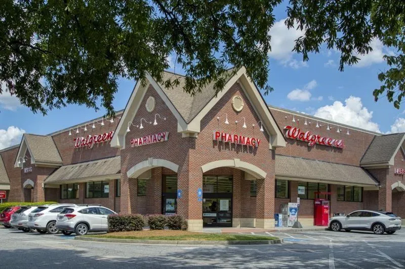 8125 Winged Foot Drive, Sandy Springs, Georgia 30350, 6 Bedrooms Bedrooms, ,5 BathroomsBathrooms,Residential,Sold,8125 Winged Foot Drive,7138825