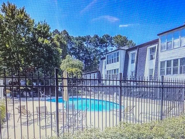 5535 Chemin De Vie, Atlanta, Georgia 30342, 2 Bedrooms Bedrooms, ,2 BathroomsBathrooms,Residential,Sold,5535 Chemin De Vie,6802295