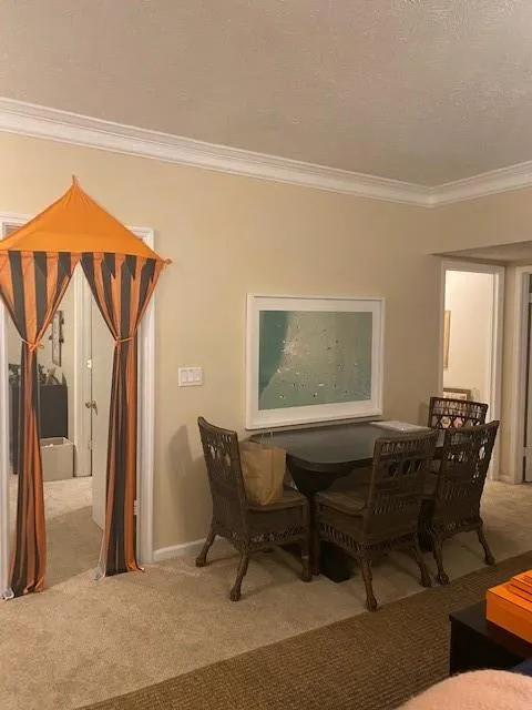 5535 Chemin De Vie, Atlanta, Georgia 30342, 2 Bedrooms Bedrooms, ,2 BathroomsBathrooms,Residential,Sold,5535 Chemin De Vie,6802295