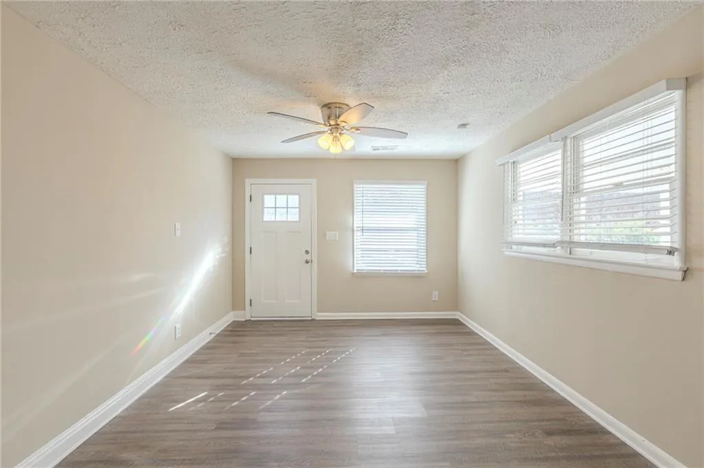 858 Commodore Drive Nw, Atlanta, Georgia 30318, 3 Bedrooms Bedrooms, ,1 BathroomBathrooms,Residential,For Sale,858 Commodore Drive Nw,7532950