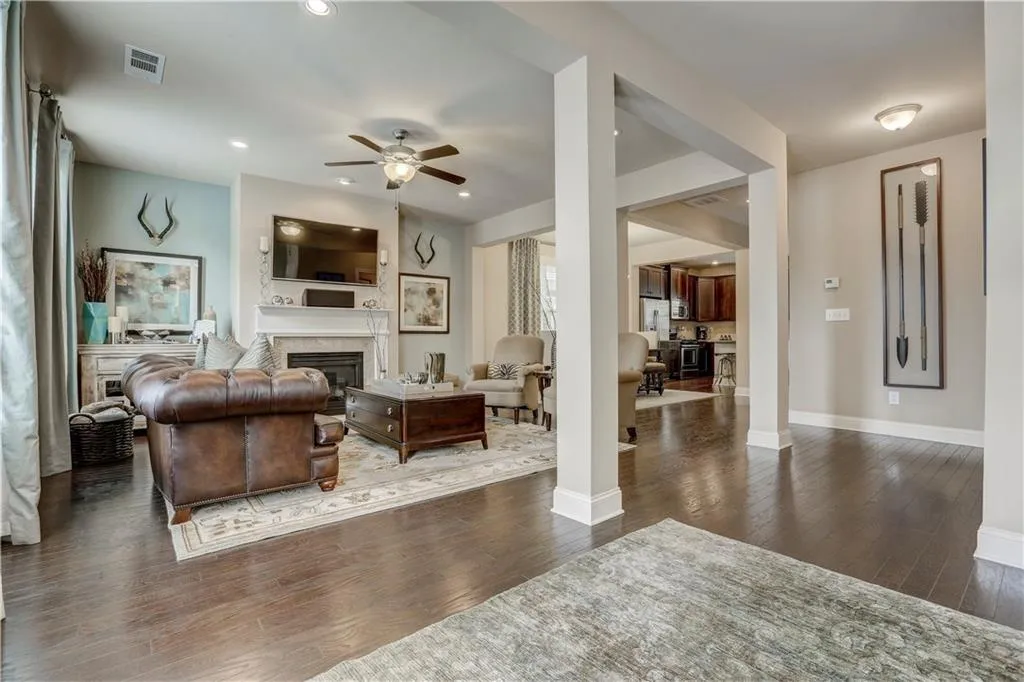 1719 Hollingsworth Boulevard Nw, Atlanta, Georgia 30318, 3 Bedrooms Bedrooms, ,2 BathroomsBathrooms,Residential,Sold,1719 Hollingsworth Boulevard Nw,6020822