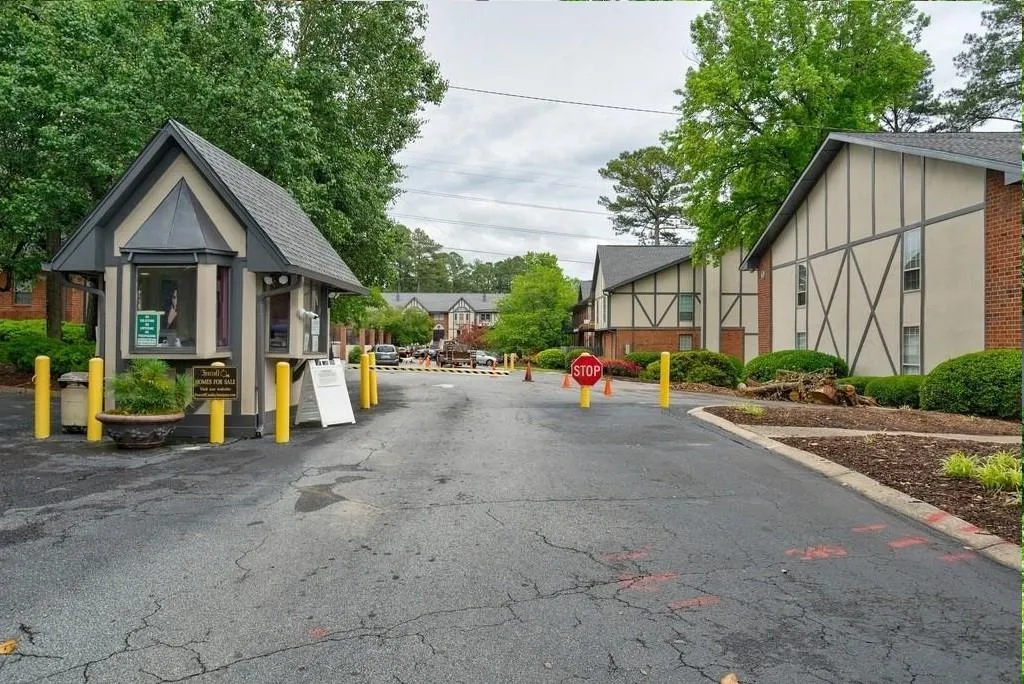 6851 Roswell Road Unit K7, Atlanta, Georgia 30328, 2 Bedrooms Bedrooms, ,2 BathroomsBathrooms,Residential,Sold,6851 Roswell Road Unit K7,6770185